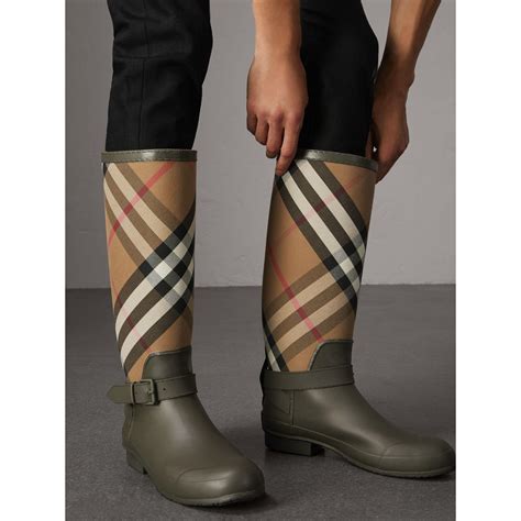 burberry rubber boots mens